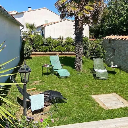 Jolie Maison Decoree Avec Gout Au Coeur De Βίλα *