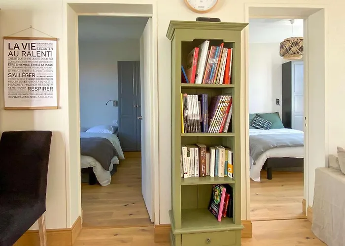 Jolie Maison Décorée Avec Goût Au Cœur De Villa *